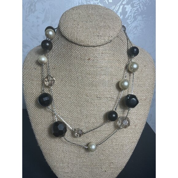 Black & Clear Beaded Necklace With Pearl Accents - Picture 2 of 3